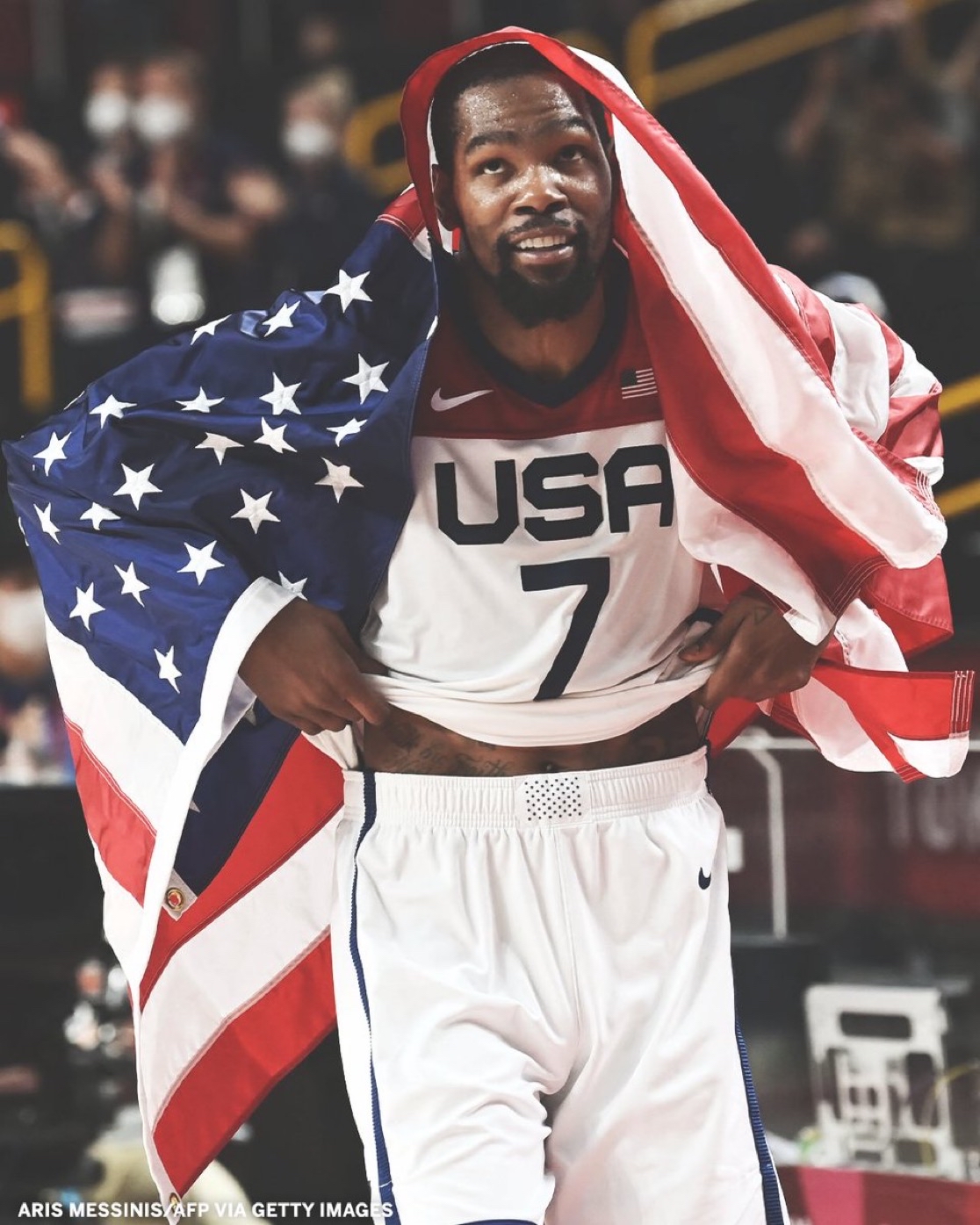 亚博体育美国队引发争议!,杜兰特官方宣布险胜新规赛场气氛高涨(杜兰特美国国家队)