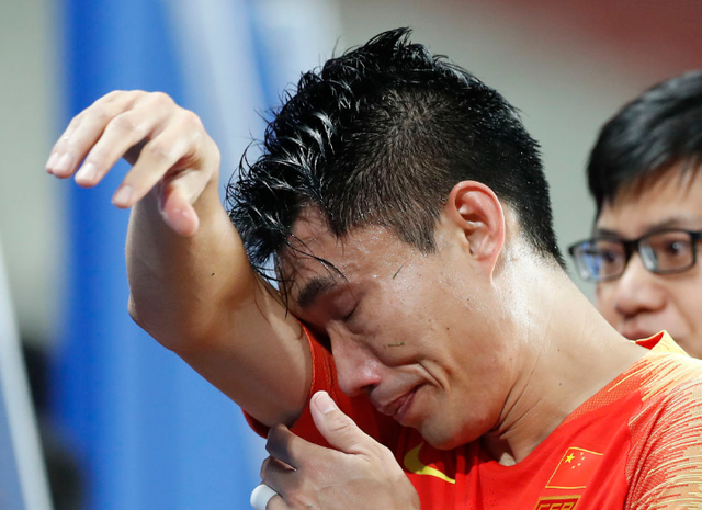 亚博APP下载今晨利物浦备战法国杯,遗憾出局细节曝光,更衣室稳定,轮换策略成焦点的简单介绍