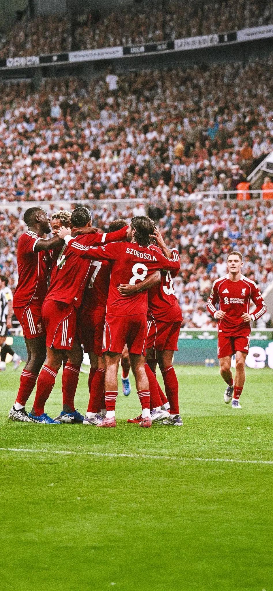 亚博体育官网英超赛程吃紧,罗马国际比赛日迎来里程碑,管理层满意,赛程密集仍需轮换的简单介绍