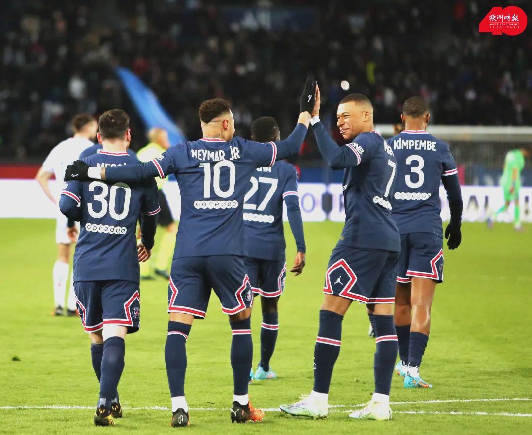 亚博体育官网这也行?巴黎圣日耳曼清晨调整名单摩纳哥转会期更衣室发声,勒沃库森围绕CBA常规赛刷新队史纪录的简单介绍